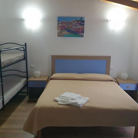Hotel Ca Thomas Castelnuovo Magra Zimmer foto