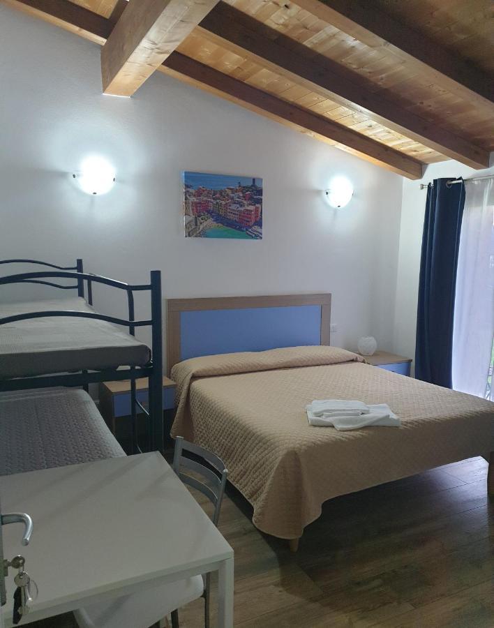 Hotel Ca Thomas Castelnuovo Magra Zimmer foto