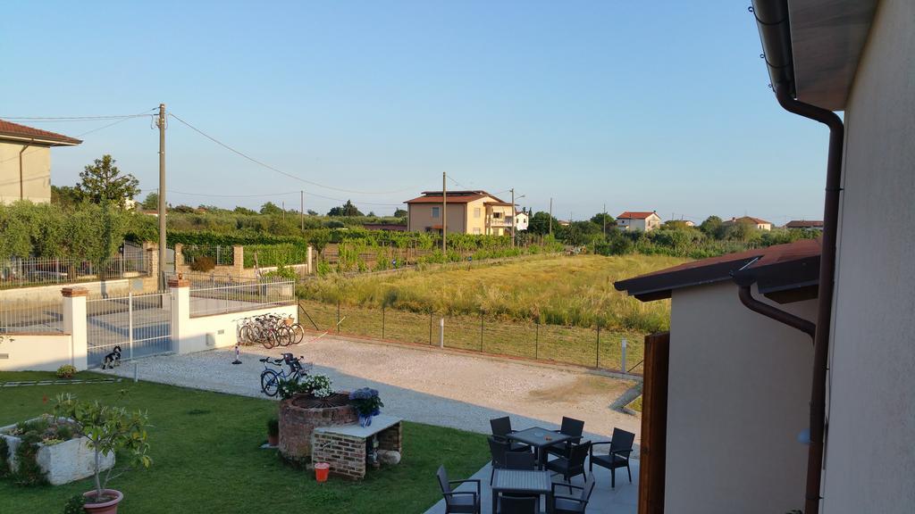 Hotel Ca Thomas Castelnuovo Magra Exterior foto